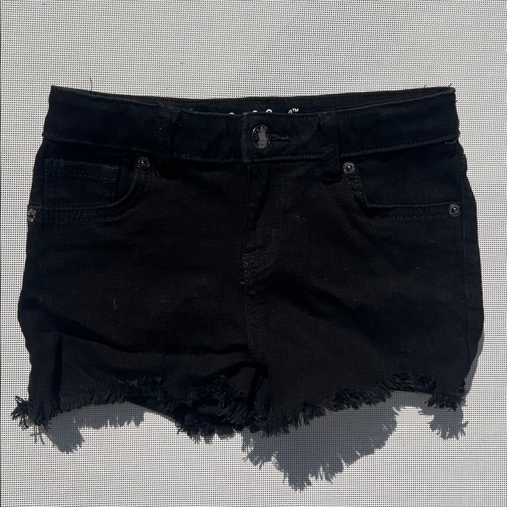 Cat & Jack black stretchy shorts for little girl